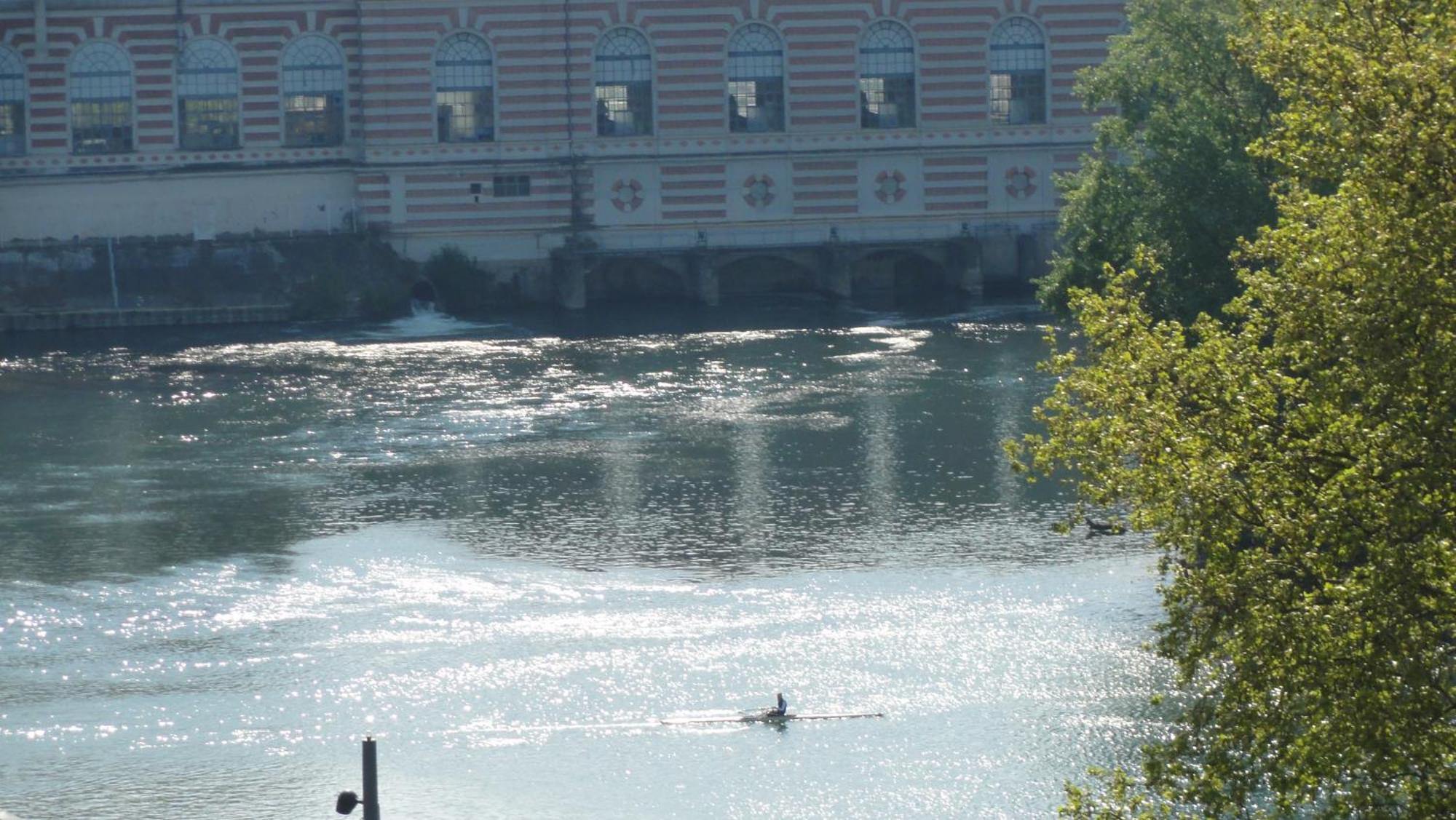 Appartement Loft Vue Fleuve Garonne Parking Gratuit *